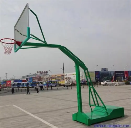<strong>网球拍中间配件是什么材质</strong>
